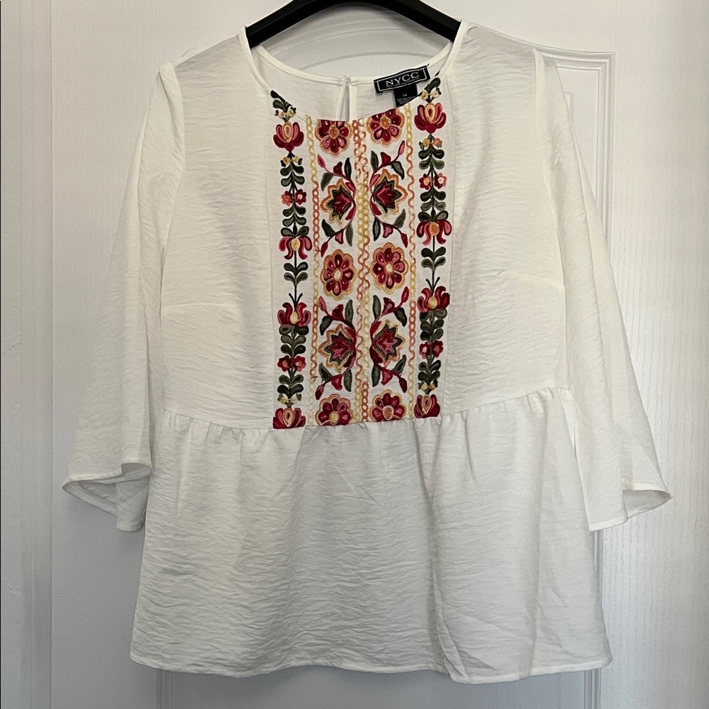 NY Collection White Blouse with Floral Embroidery